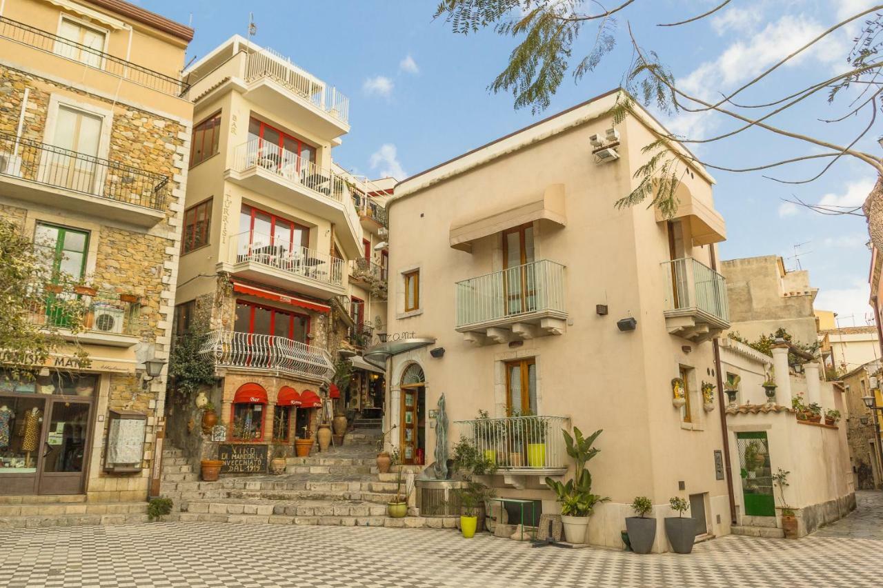 Appartement Casa Amica à Giardini-Naxos Extérieur photo
